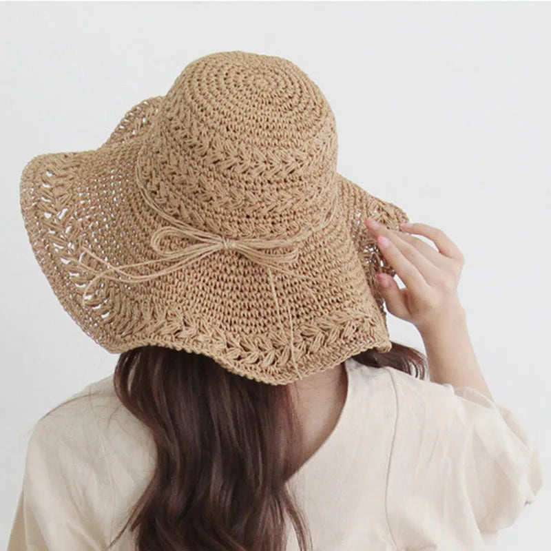 Retro Straw Sun Hat: Pink Beach Style